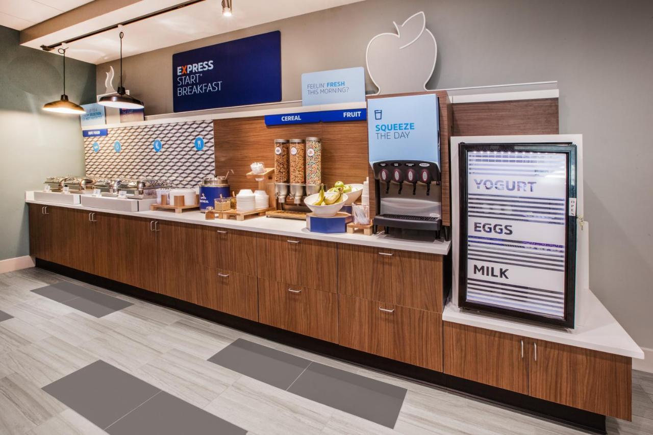 Holiday Inn Express - Dallas Downtown By Ihg Eksteriør billede